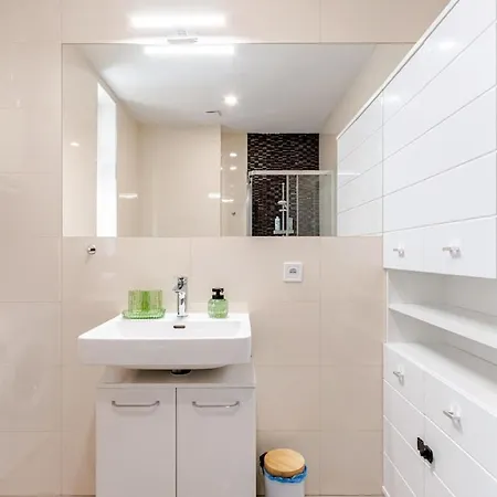 Anytime Holiday- Wenceslav Apartament *